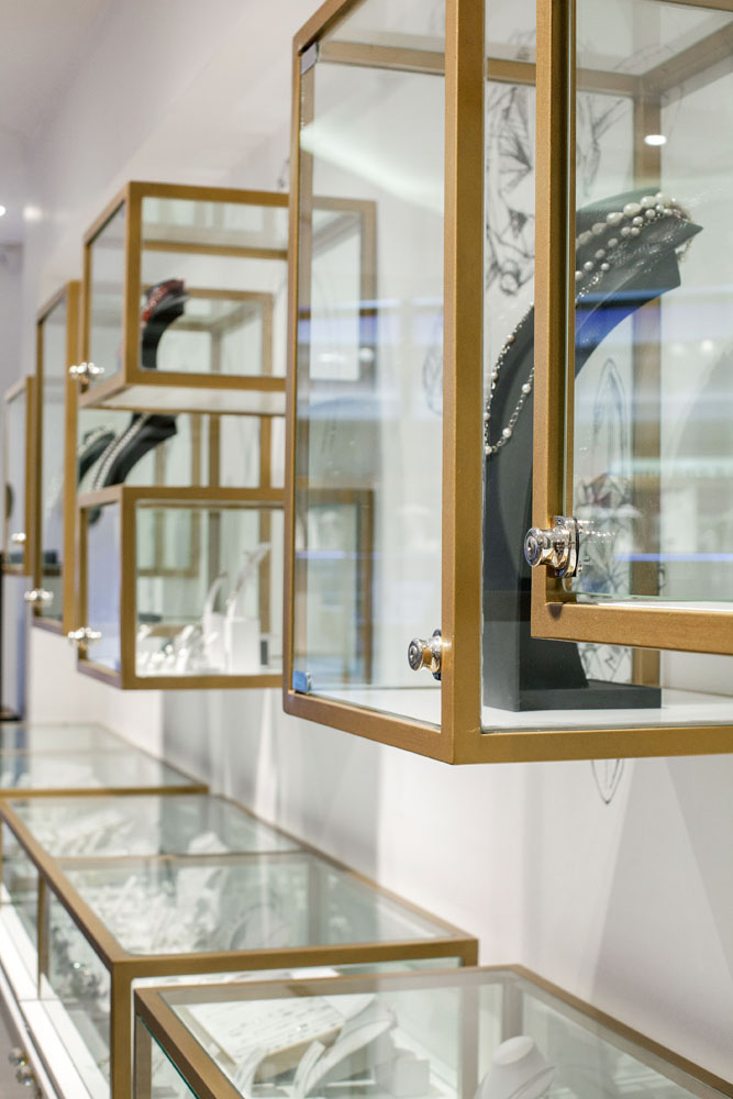 Obsidian jewellery deals tygervalley